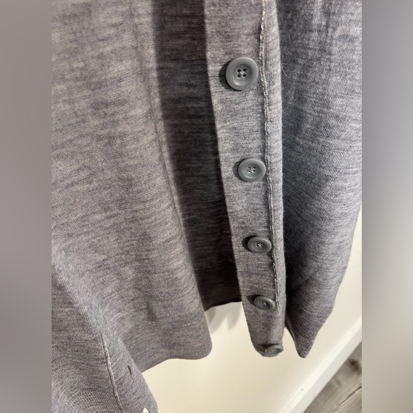 Catherine Malandrino 100% extra fine merino wool cardigan NWOT US M - Picture 3 of 6